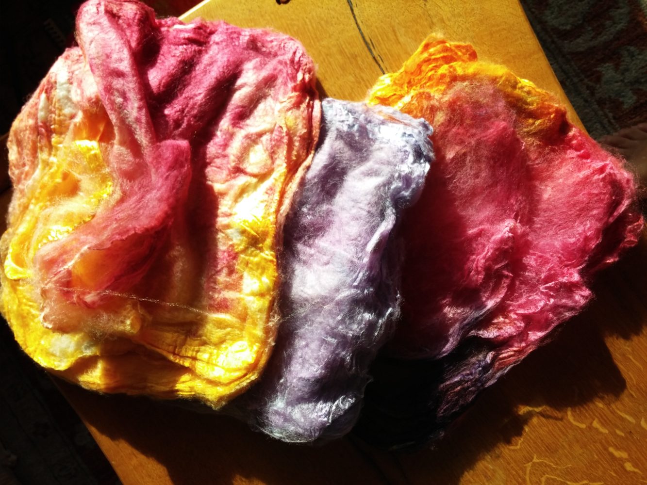 Wool and Silk Dyeing using Food Colouring Marian May